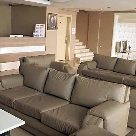 Cinas Otel