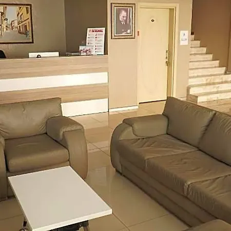 Otel Cinas