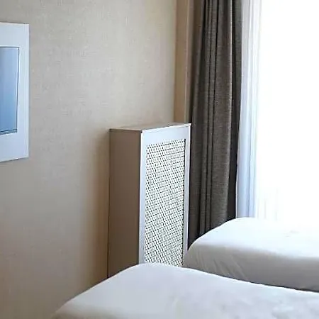 Cinas Otel